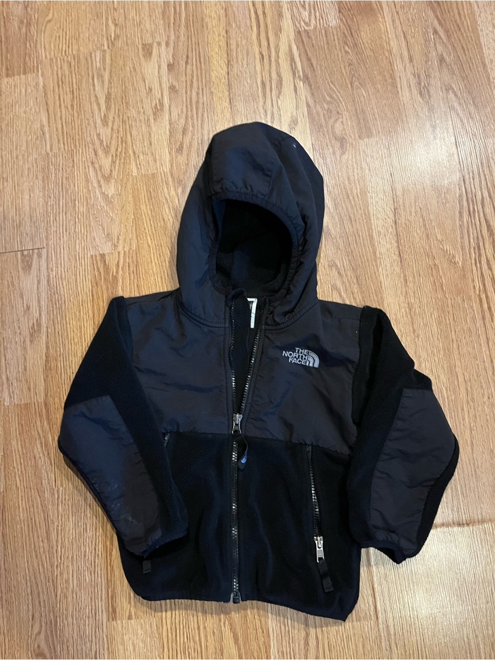 The North Face Black boys Hooded Jacket 3T